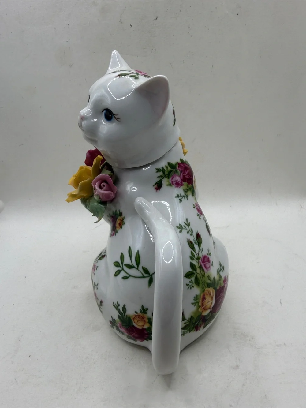 Royal Albert Old Country Roses Cat Figurine Vase Pitcher Porcelain Kitty Flowers